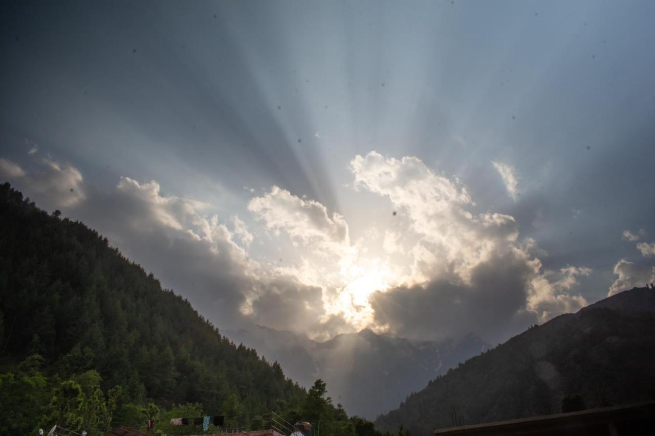 Jal-Vayu Cottages Manāli Екстериор снимка